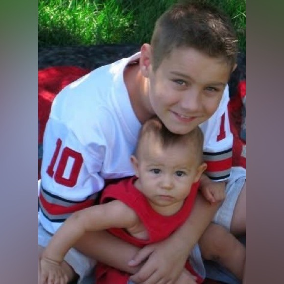 Live Shows and Share - We are LIVE!! - Picture 2 of 14